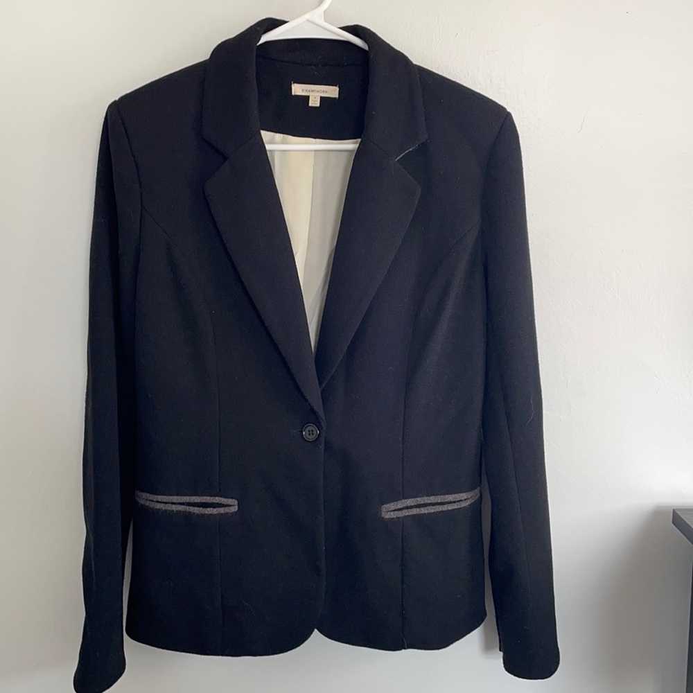 Black knit blazer with gray elbow patches